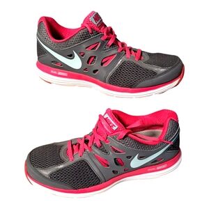 Nike Dual Fusion Lite running shoes. Women's SIZE 8.5 EUC PINK & GRAY